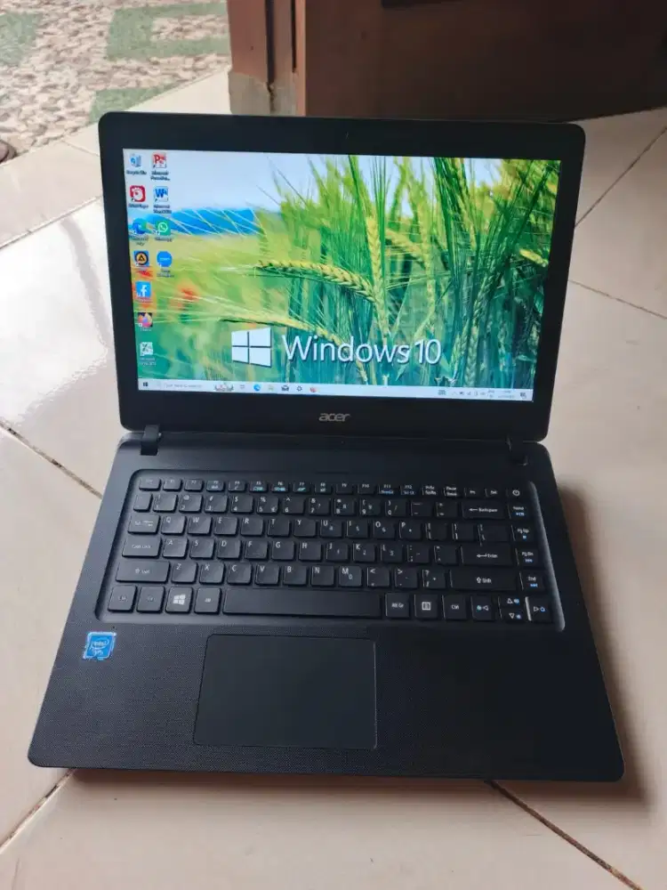 Laptop Acer Ram 10gb windows 10 layar 14 inch siap Pake no minus (Nego