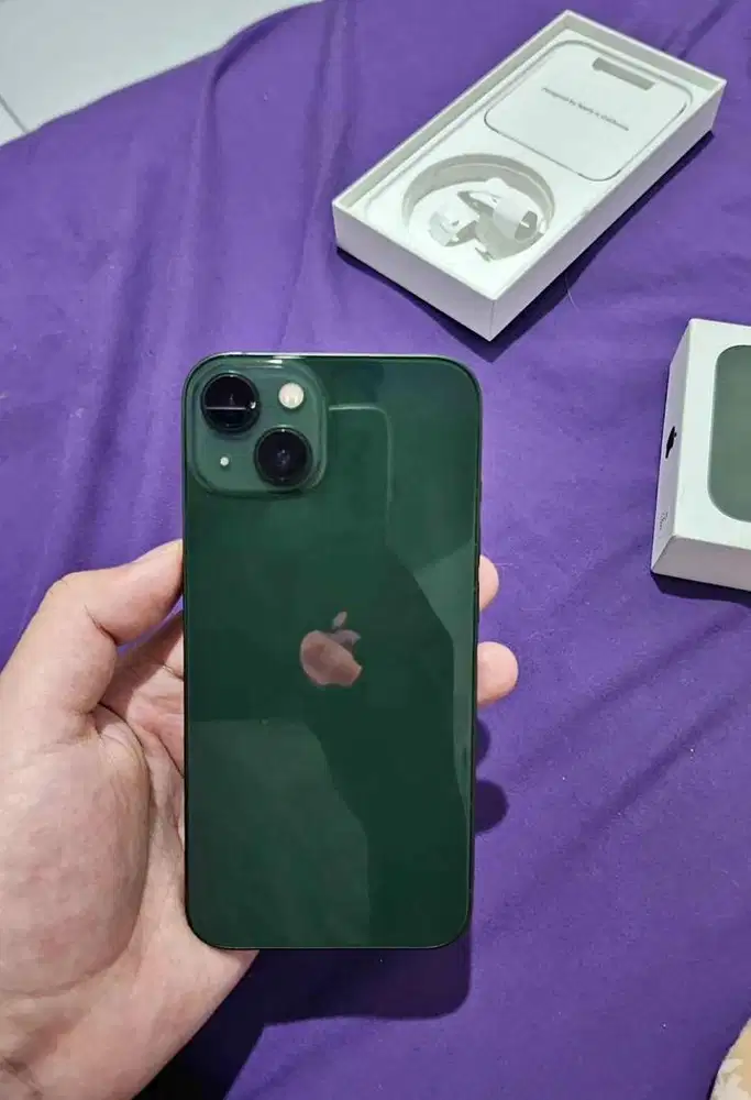 Apple Iphone 13 128 Hijau Ex Garansi Resmi Ibox Mulus Lengkap Ex Cewek