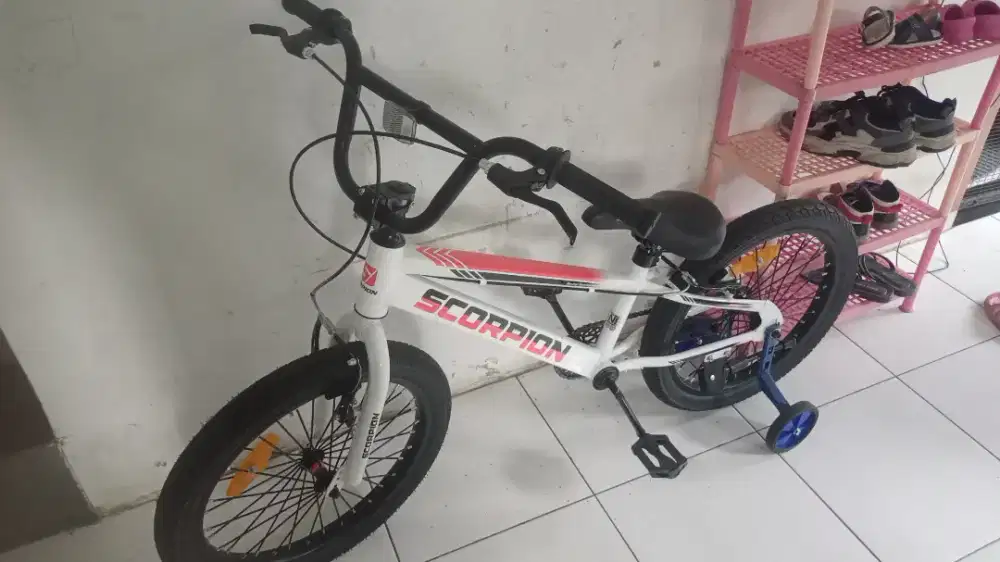 Sepeda BMX Scorpion