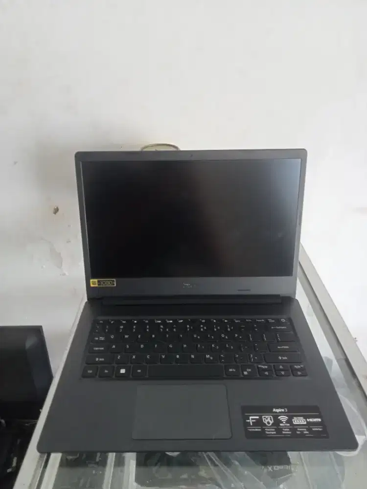 Laptop Acer aapire3
