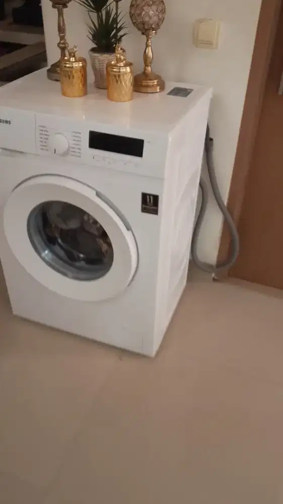 MESIN CUCI SAMSUNG 7 Kg (Front Loading) Garansi masih lama