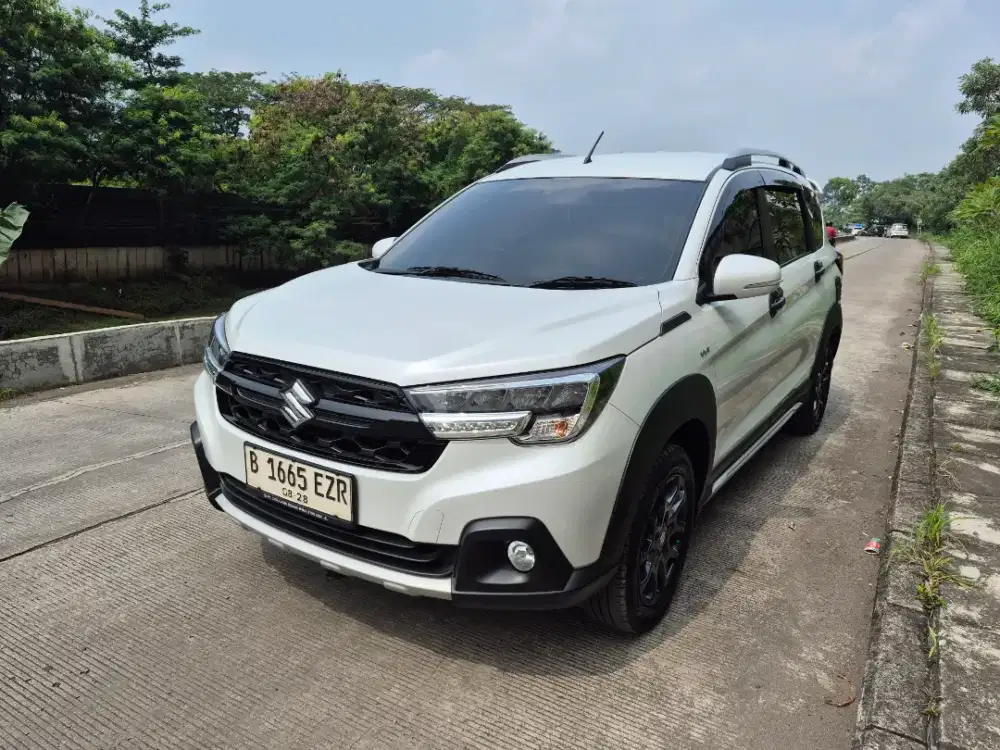 XL7 Hybrid Beta