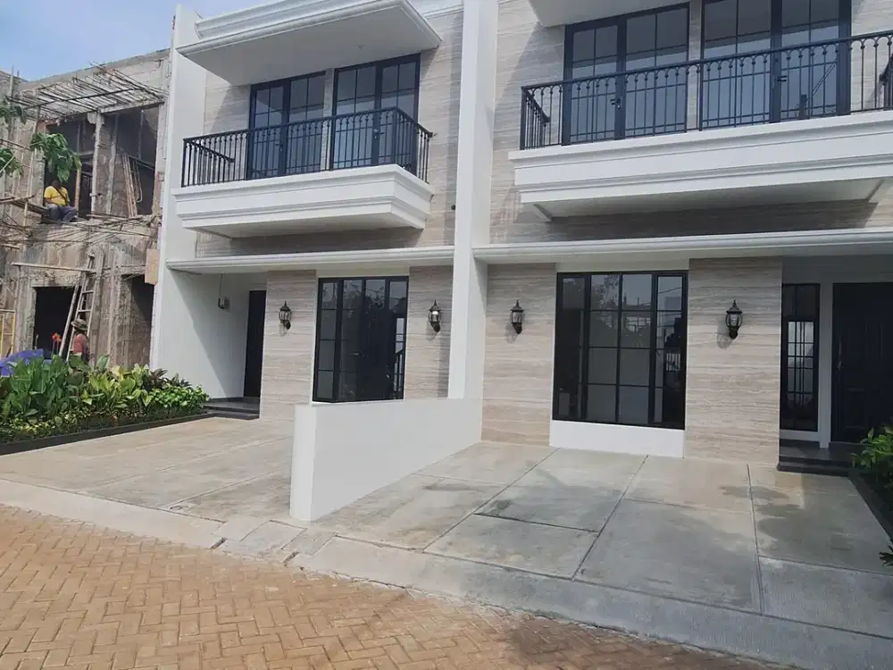 DI JUAL MURAH RUMAH CLUSTER 2 LANTAI LOKASI STRATEGIS
