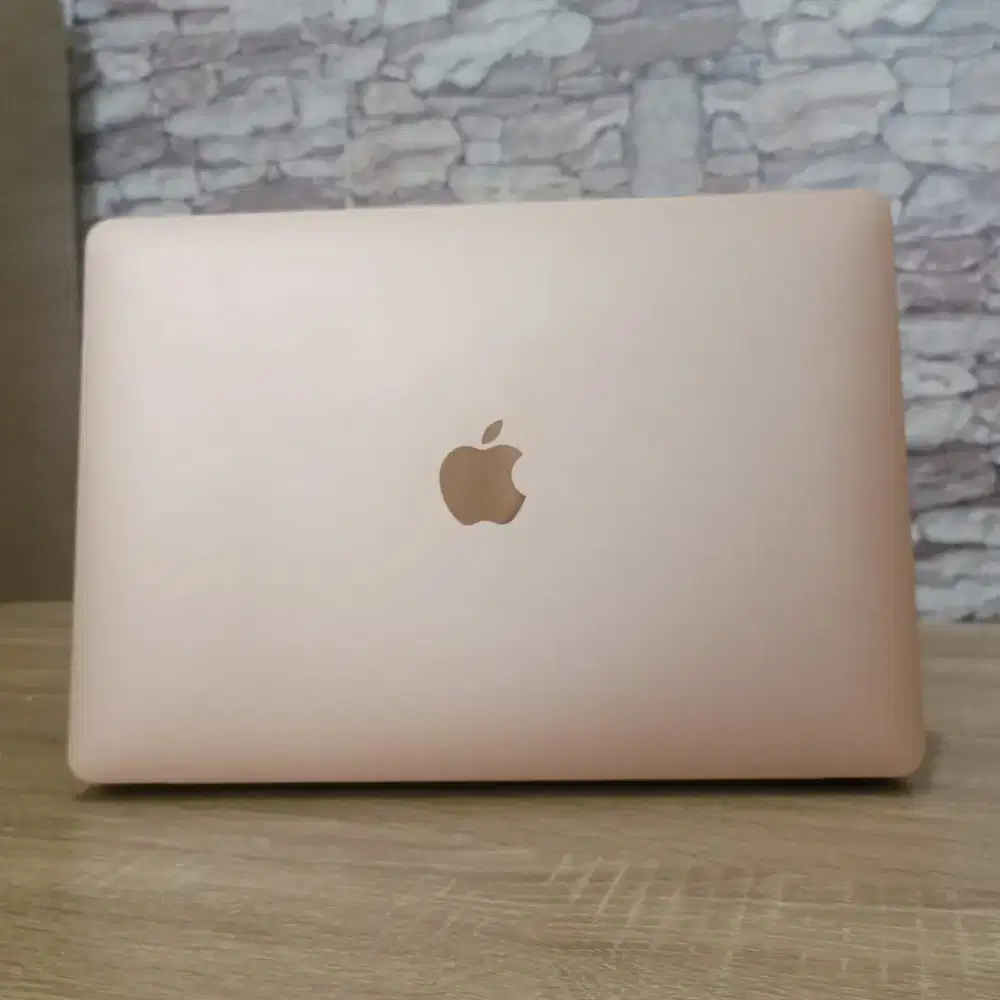 Macbook Air Retina 2020 iBox Rose Gold 8/256 Fullset