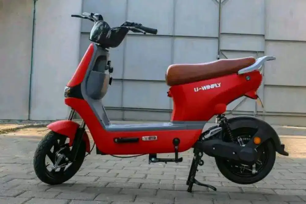 Sepeda listrik uwinfly d8s lengkap normal garansi panjang
