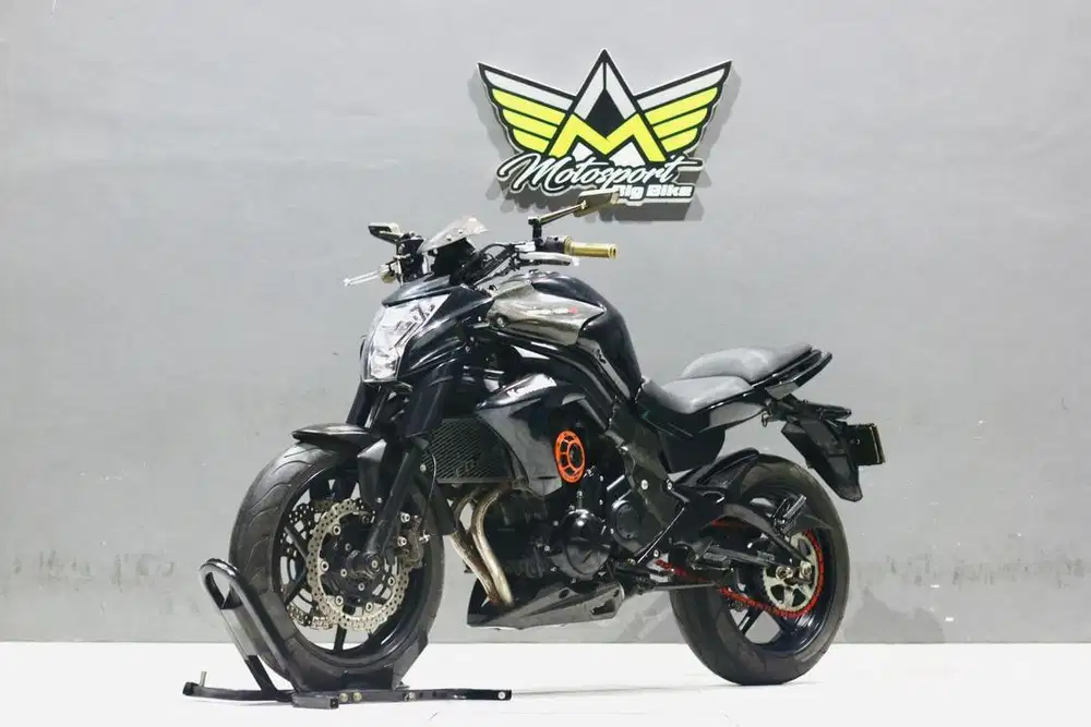 Kawasaki ER6N 2012 KTM Duke 390 Benelli BN600 ZX25R