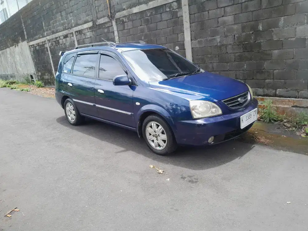 Carens 2 se 2004