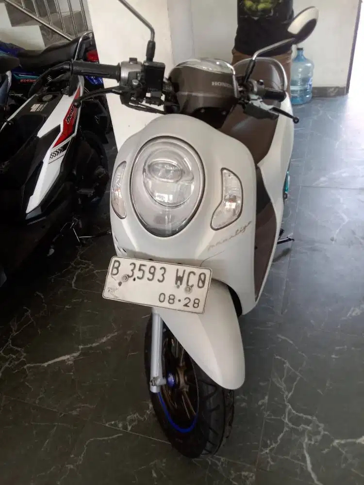 SCOOPY Prestige 2023 Pajak Panjang - Maulana Motor