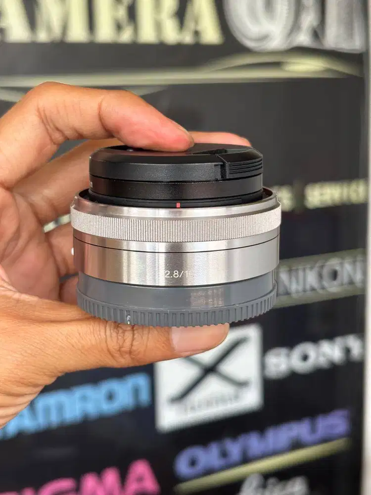 Sony E 16mm F2.8 Bonus Filter UV