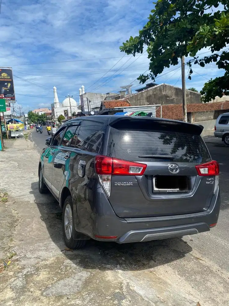 Innova V Diesel Matic 2017, mobil sehat Service Record Toyota