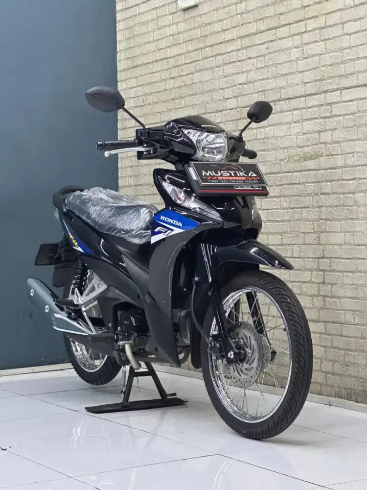HONDA REVO FIT 110 SUPER MULUS ODO 1RB perak GRESS MIRIP BARU