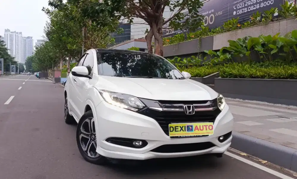 (KM40000)HONDA HRV 1.8 PRESTIGE 2016 NIK 2015 SUNROOF KM RENDAH!!