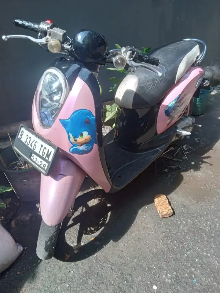 Honda scoopy 2010