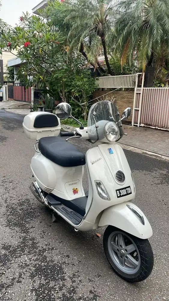 Dijual Vespa LX-150 Tahun 2013