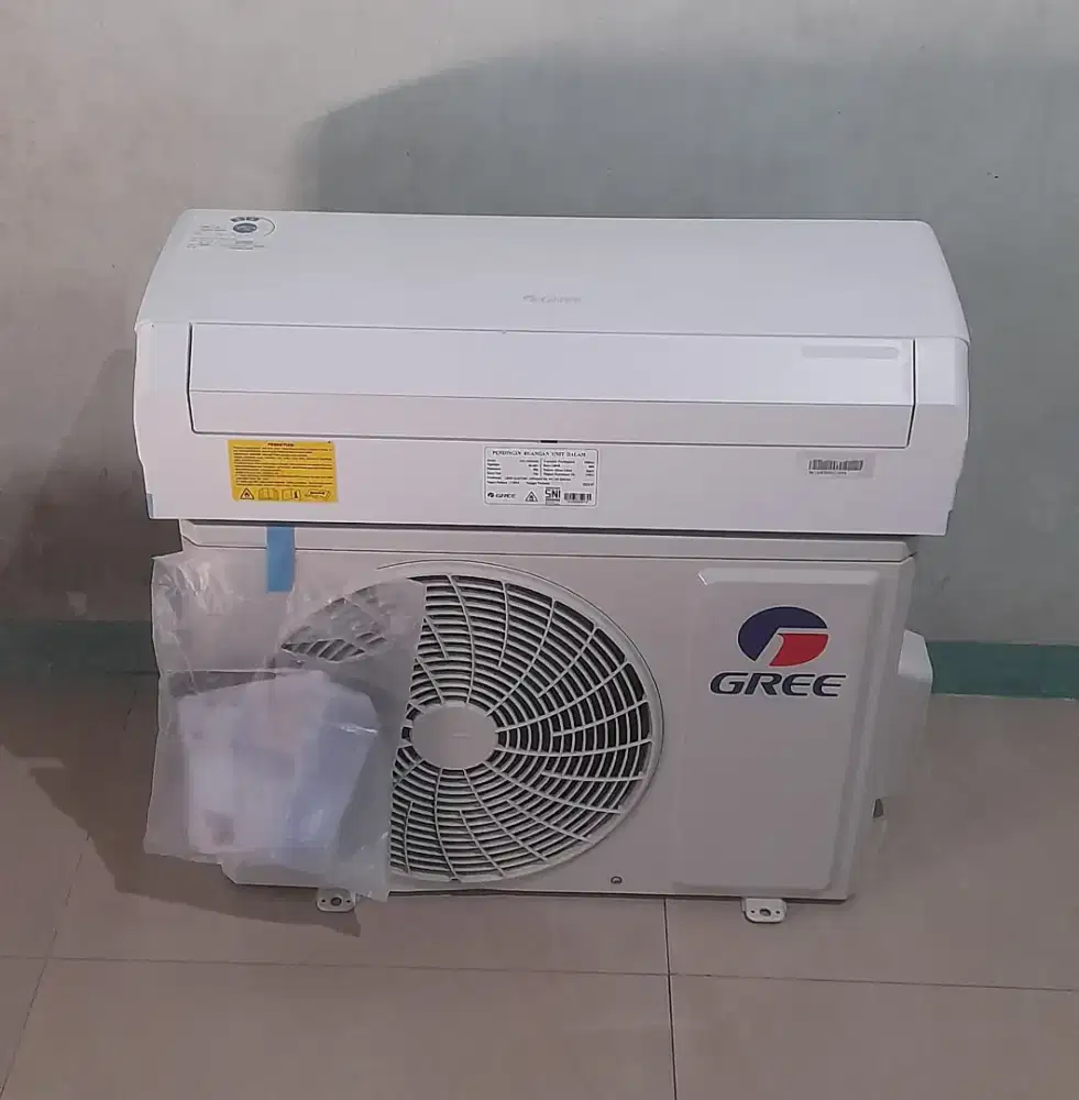 Jual ac gree 3/4 pk R32 terbaru belum lm pakek mulus ori ful