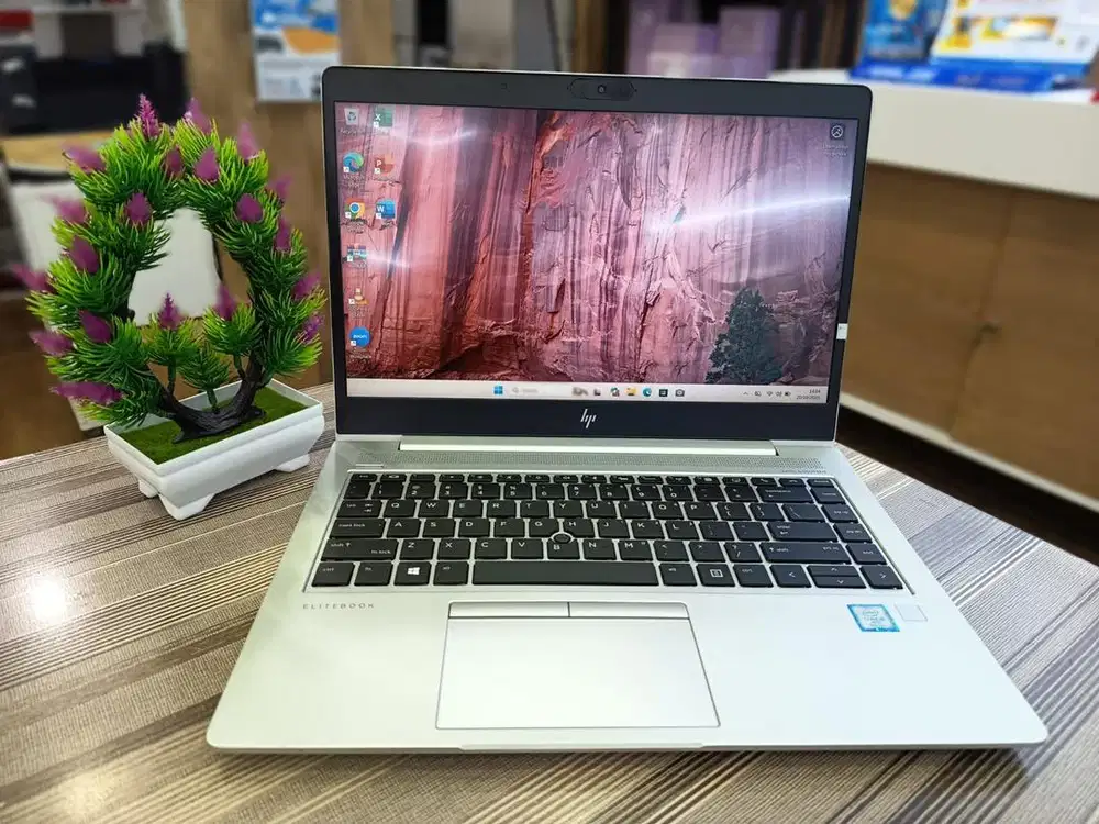 Hp elitebook 840 G6 intel core i5 gen8 8gb