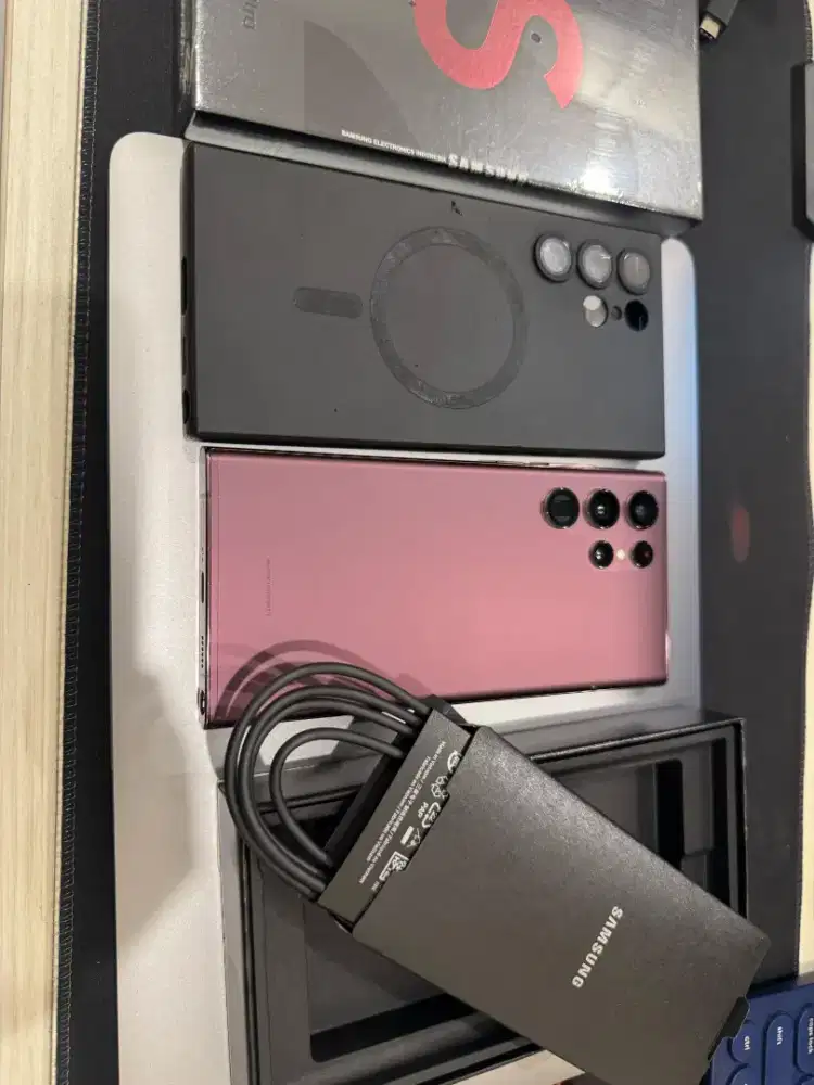 Samsung S22 Ultra 256Gb ex SEIN Burgundi