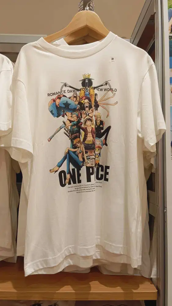 Jual kaos Uniqlo Piece dan celana Uniqlo