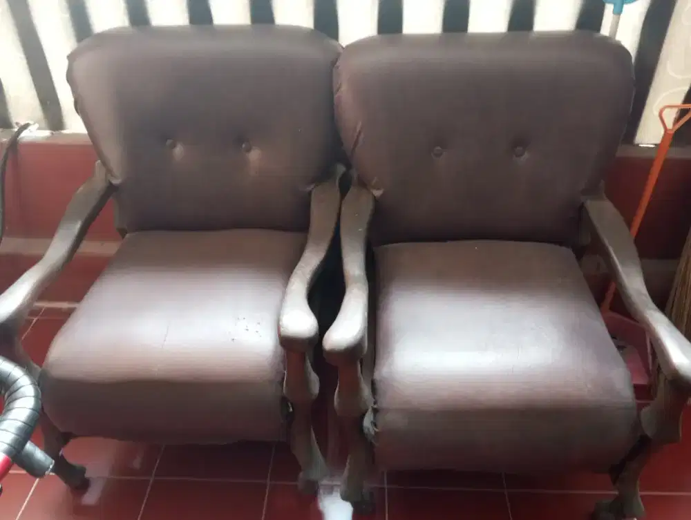 Sofa ruang tamu