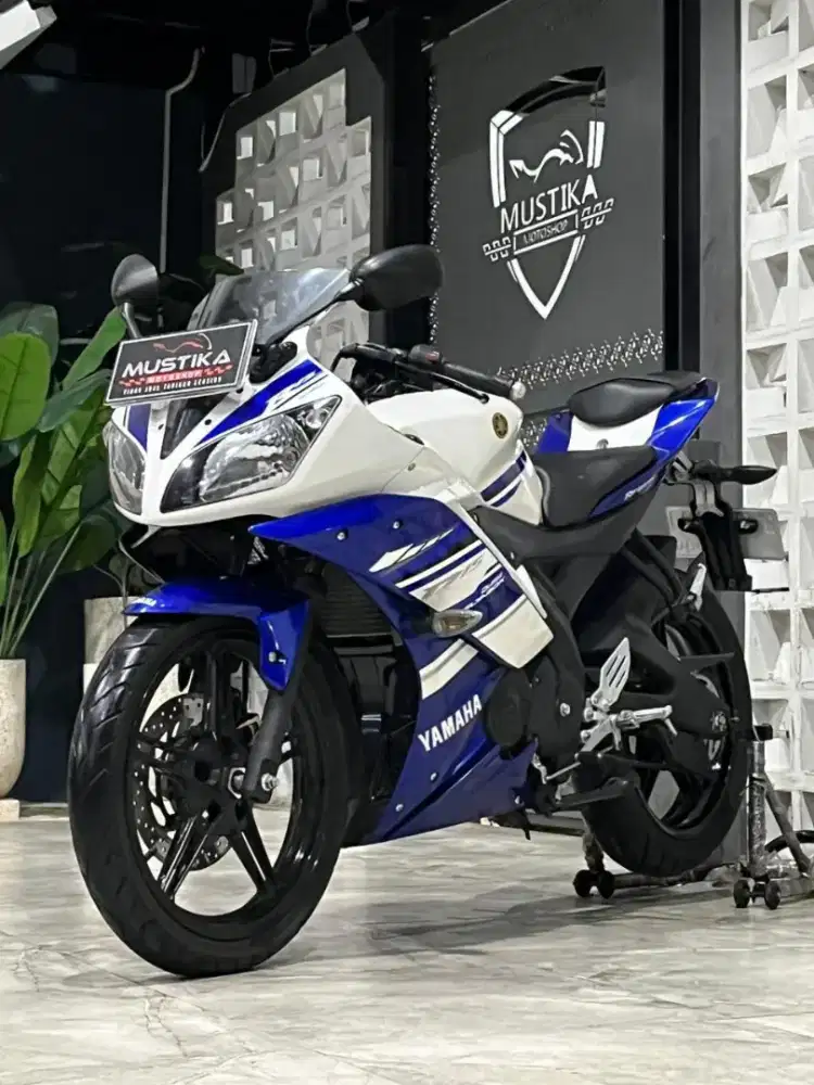 Odo asli masih 8rb KM‼️Yamaha R15 v2 2015. DANNY Mustika Motor Malang