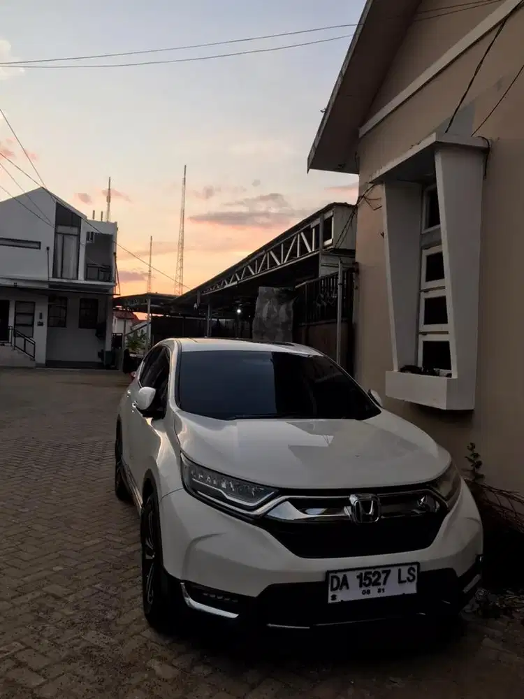 Crv 2019 frestige pakaian pribadi mobil trwt buka harga 350juta nego