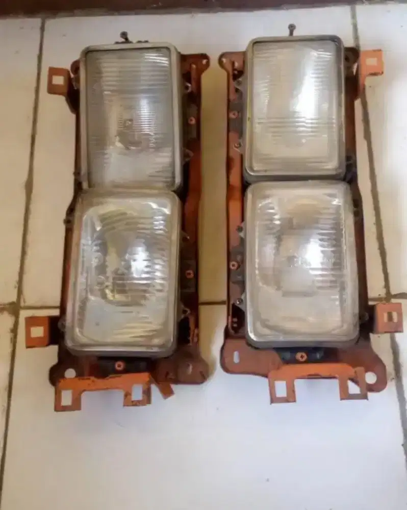 Head lamp Mazda vantrend