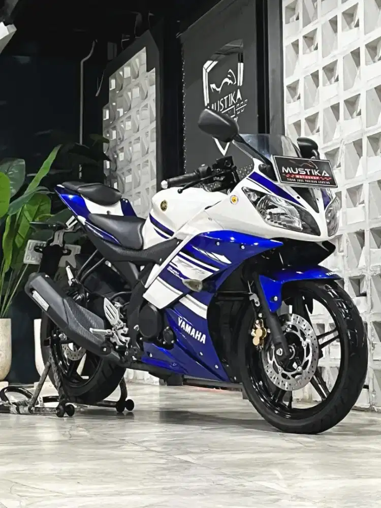 Superb Condition‼️Yamaha R15 v2 2015. Odo 8rb asli.DANNY Mustika Motor