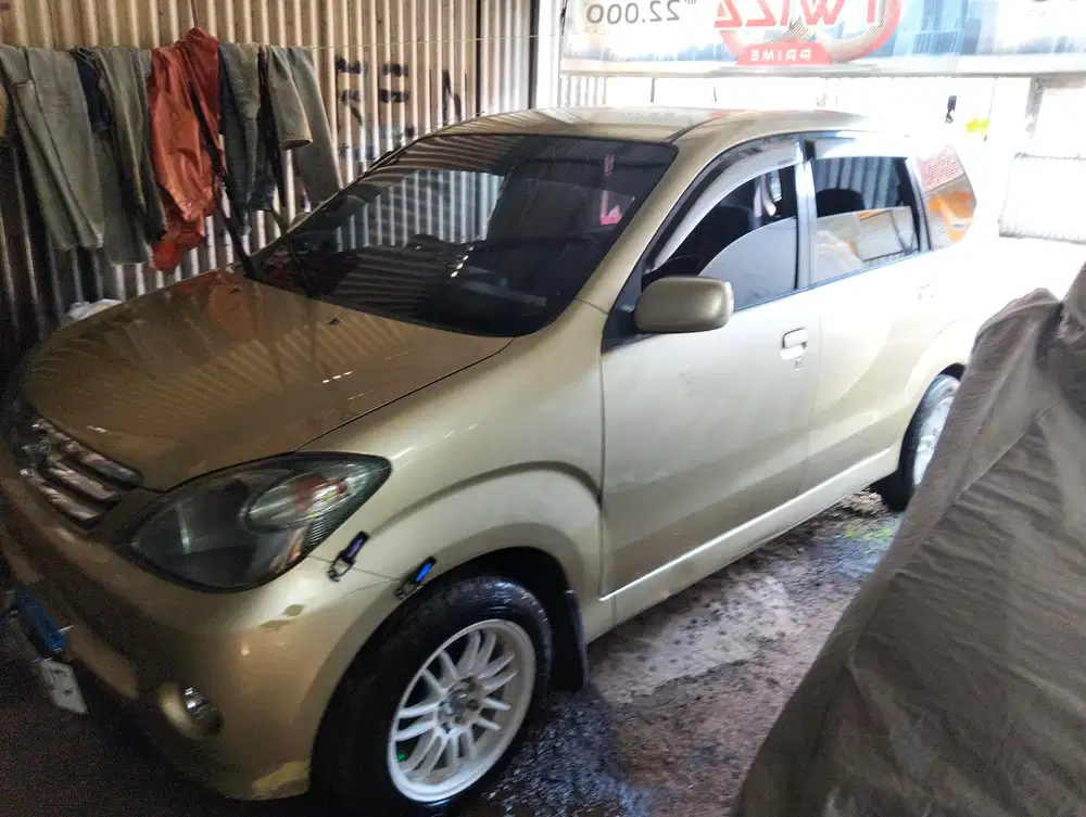 Toyota Avanza 2005 Bensin