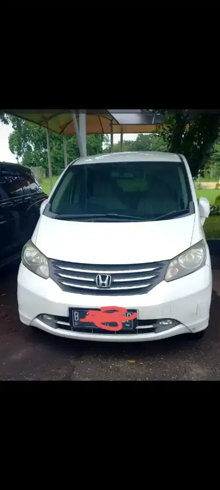 Honda Freed Type E (PSD) Putih