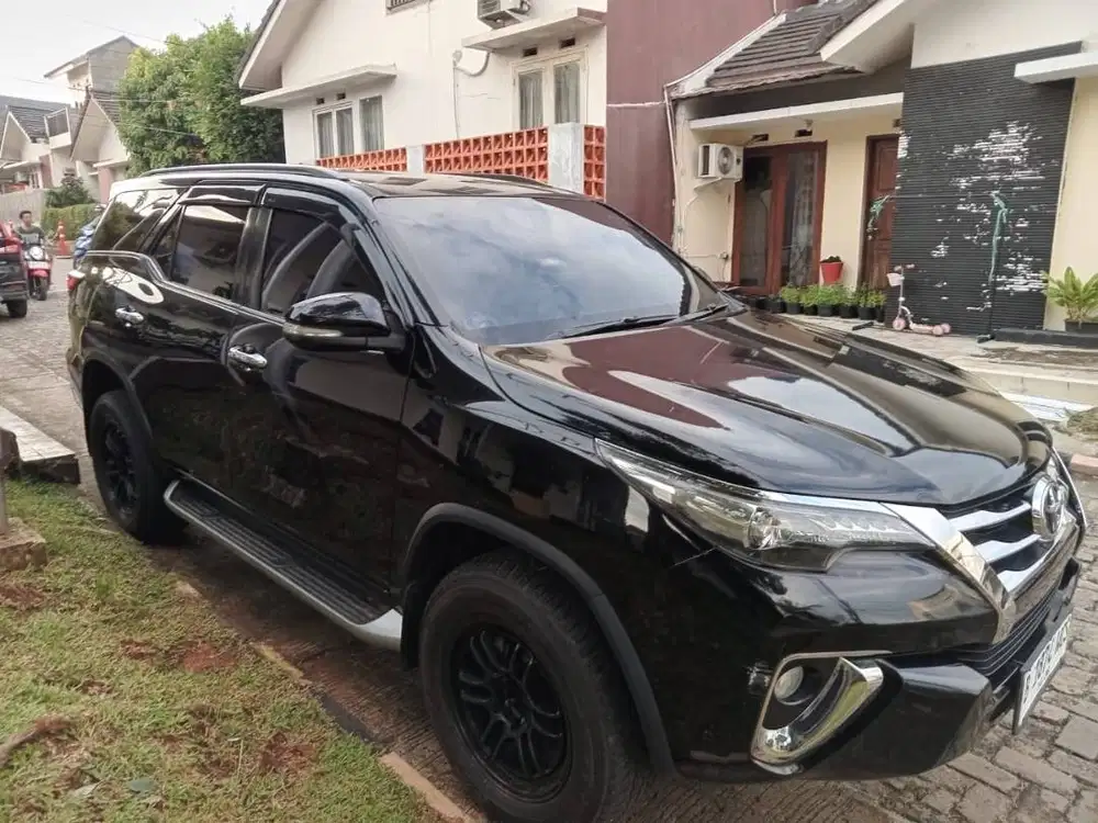 DIJUAL CEPAT FORTUNER VRZ 2016