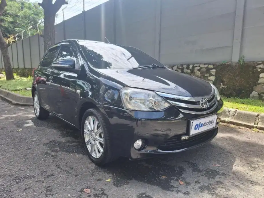 LOW DP Toyota Etios Valco 1.2 E Bensin-MT 2014 PRE