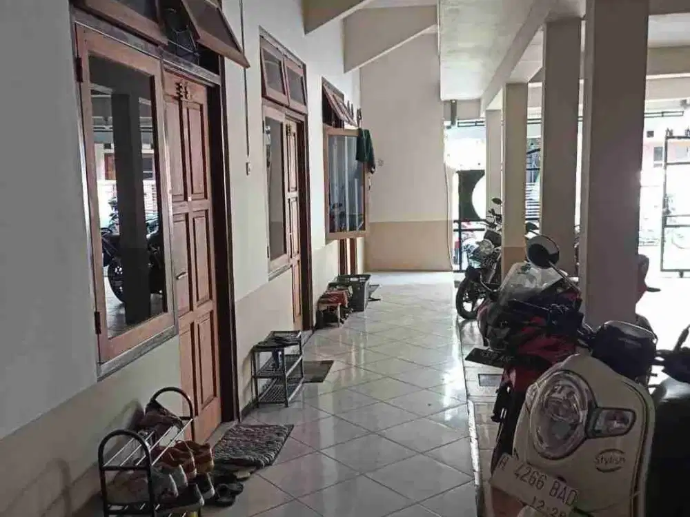Rumah Induk dan Kos Aktif Undip Tembalang