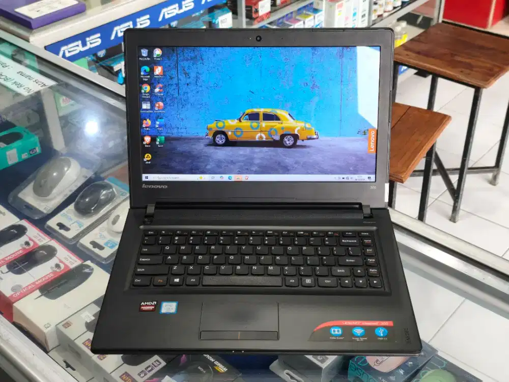 Lenovo 300-14ISK Intel core i5 8/256gb Radeon R5 2GB Gaming