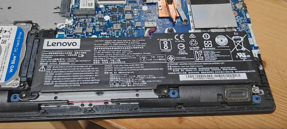 Batre laptop lenovo ip 330