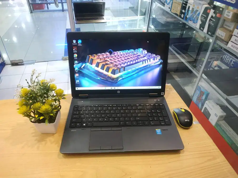 SALE LAPTOP HP ZENBOOK 15 G2 CORE i7 RAM 16GB SSD 256GB NVIDIA