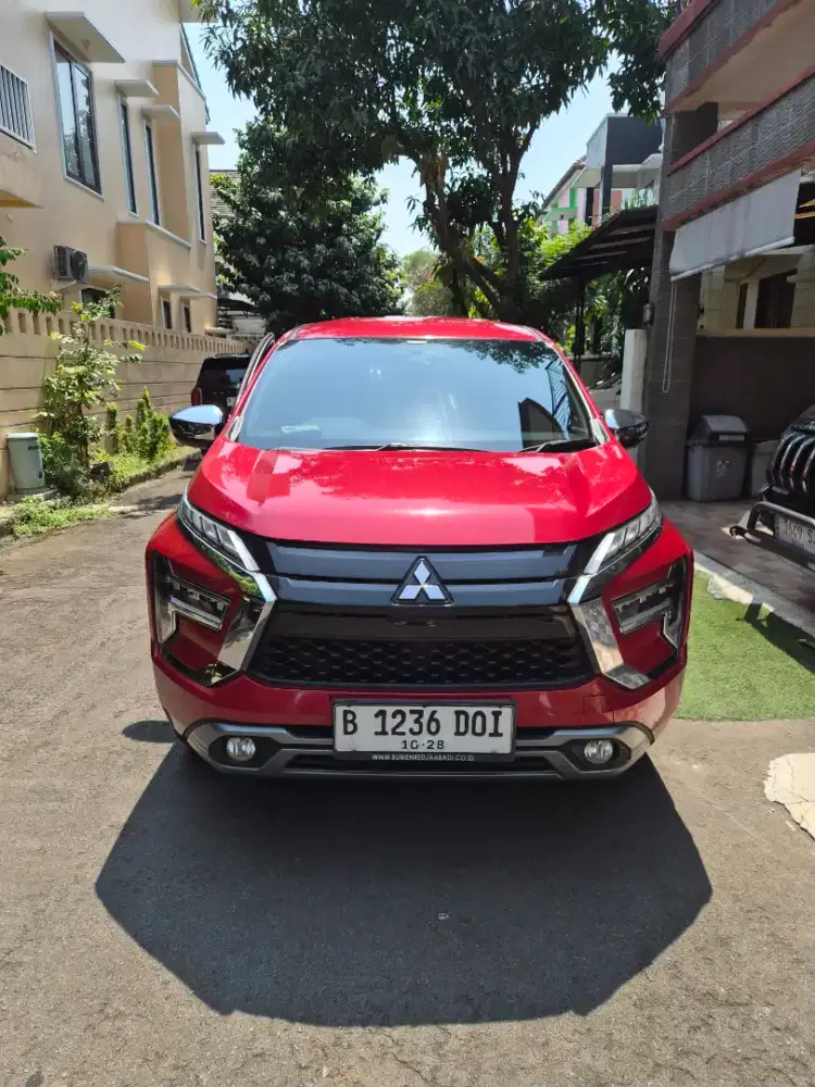 Mitsubishi Xpander 2023 Tangan pertama. Merah - Original