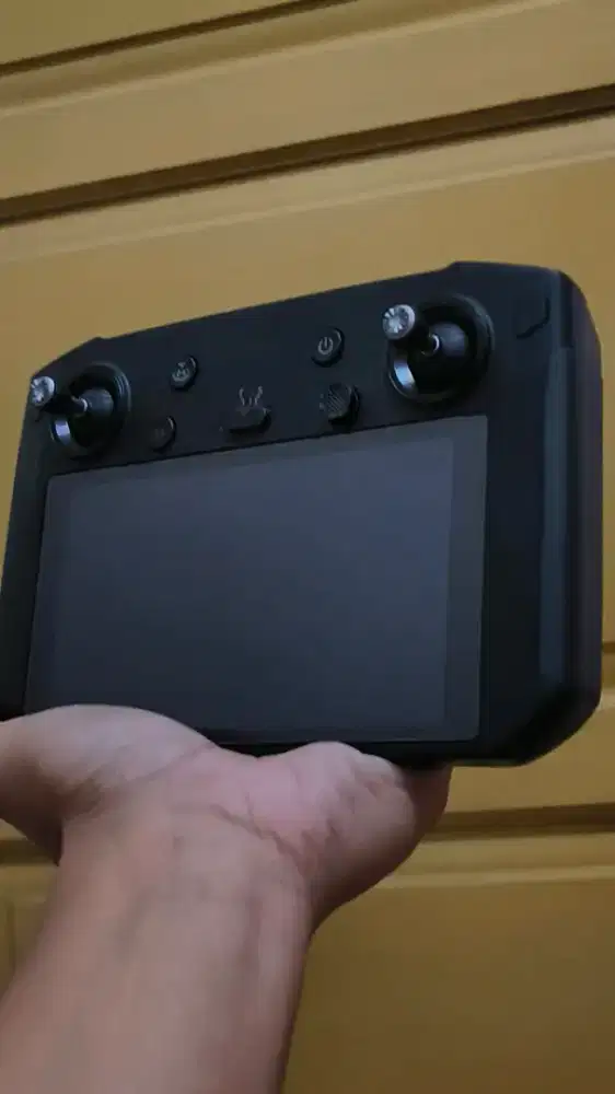 Remote Smart controller likenew