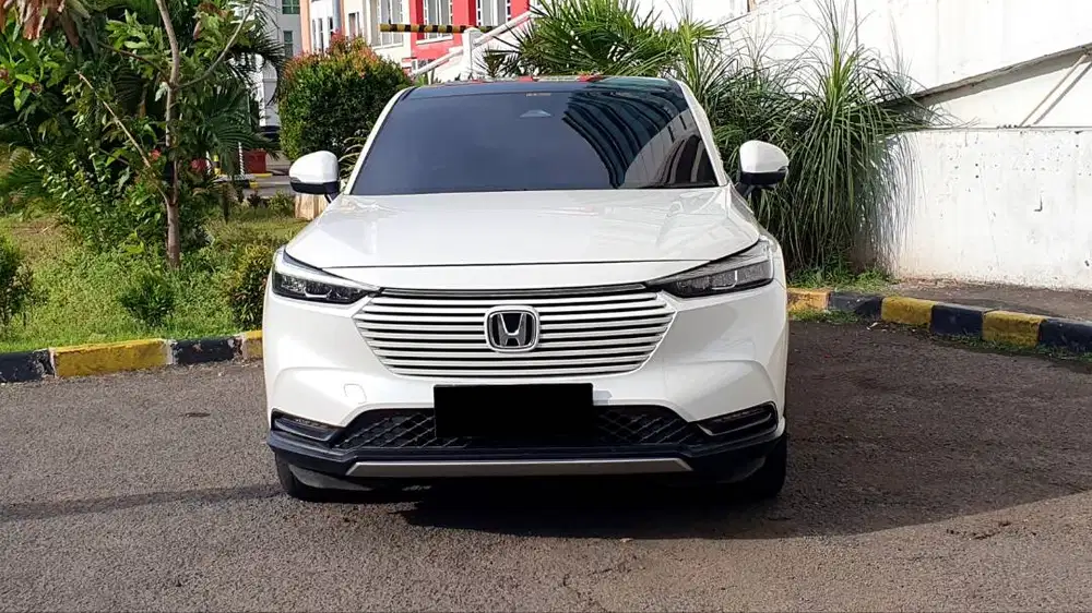 Honda HRV HR-V HR V SE 1.5 Sensing Panoramic AT Putih 2024 Like New