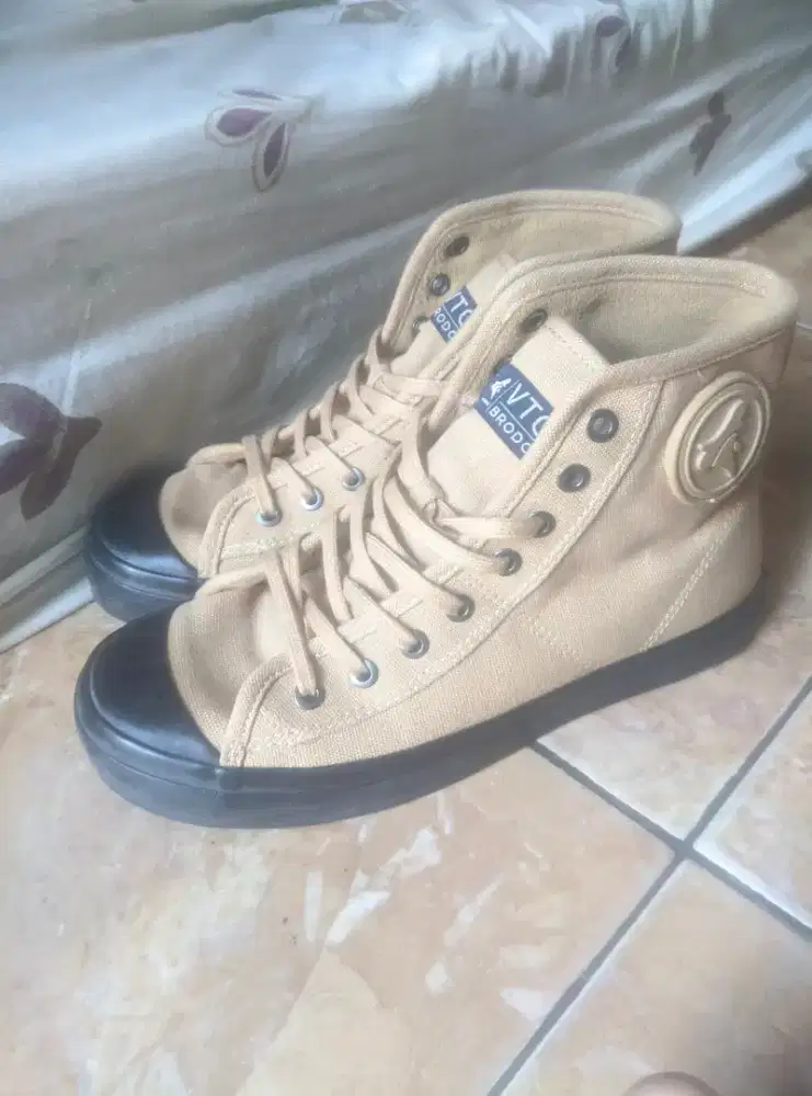 BRODO VTG V.2 Hi