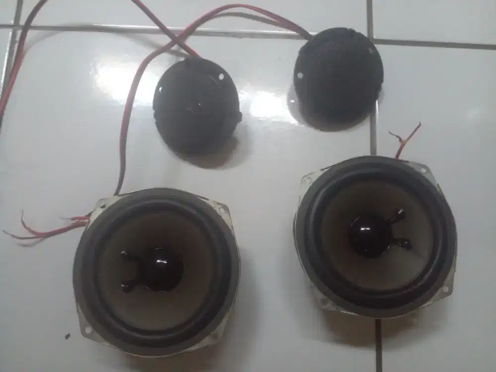Speaker sony 3,5inch+tweeter polytron.hidup normal