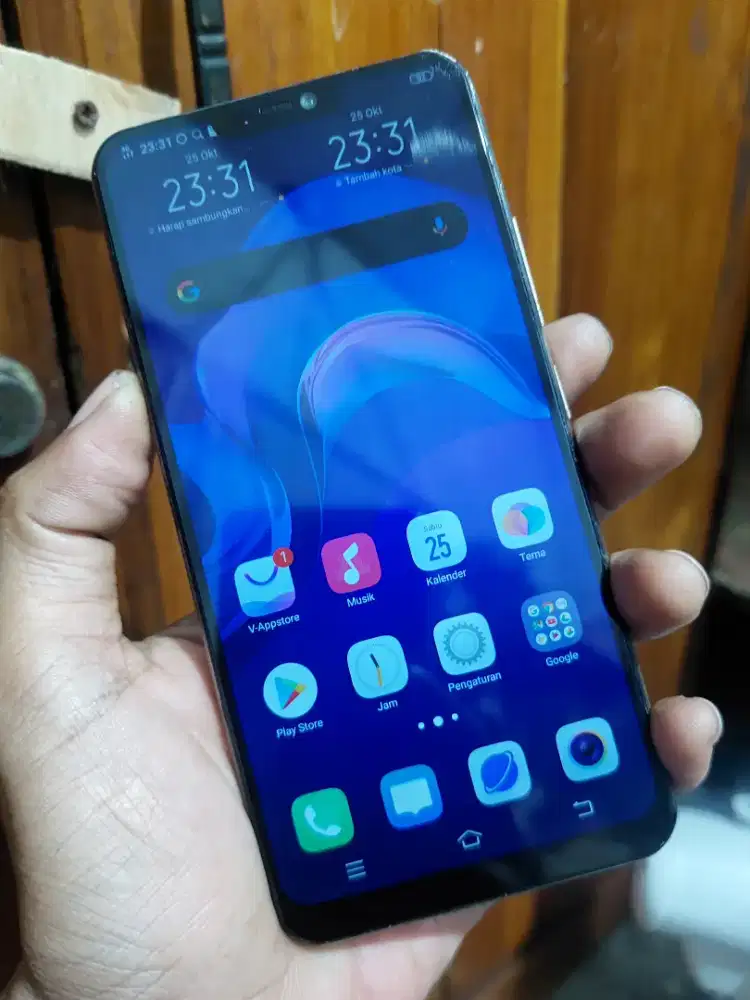 Vivo v9 4/64GB hp casan