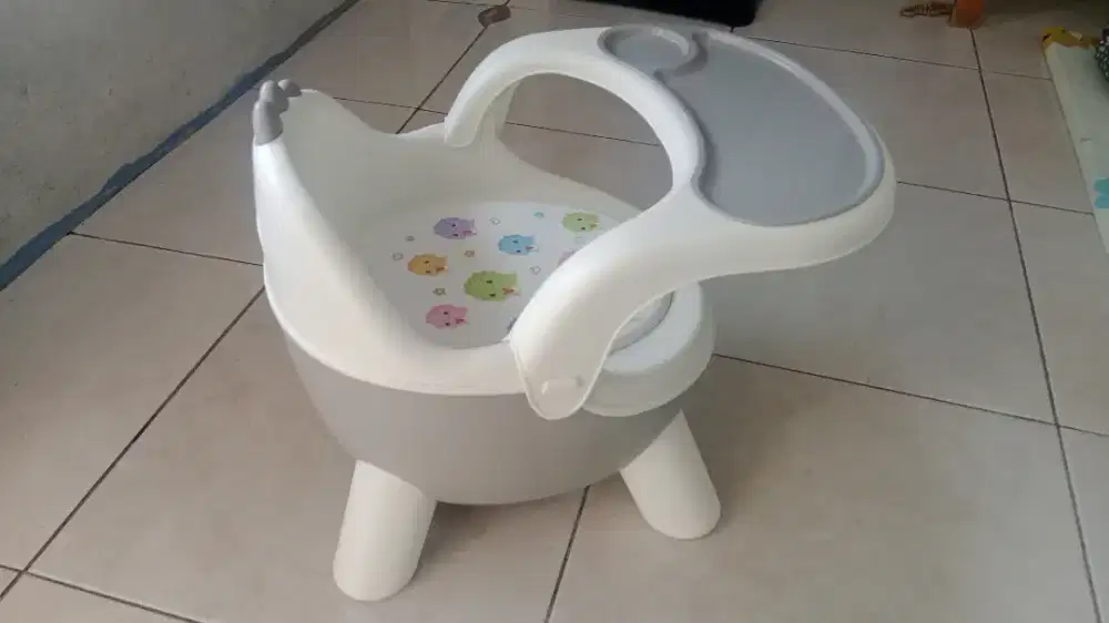 Bangku bayi baby chair