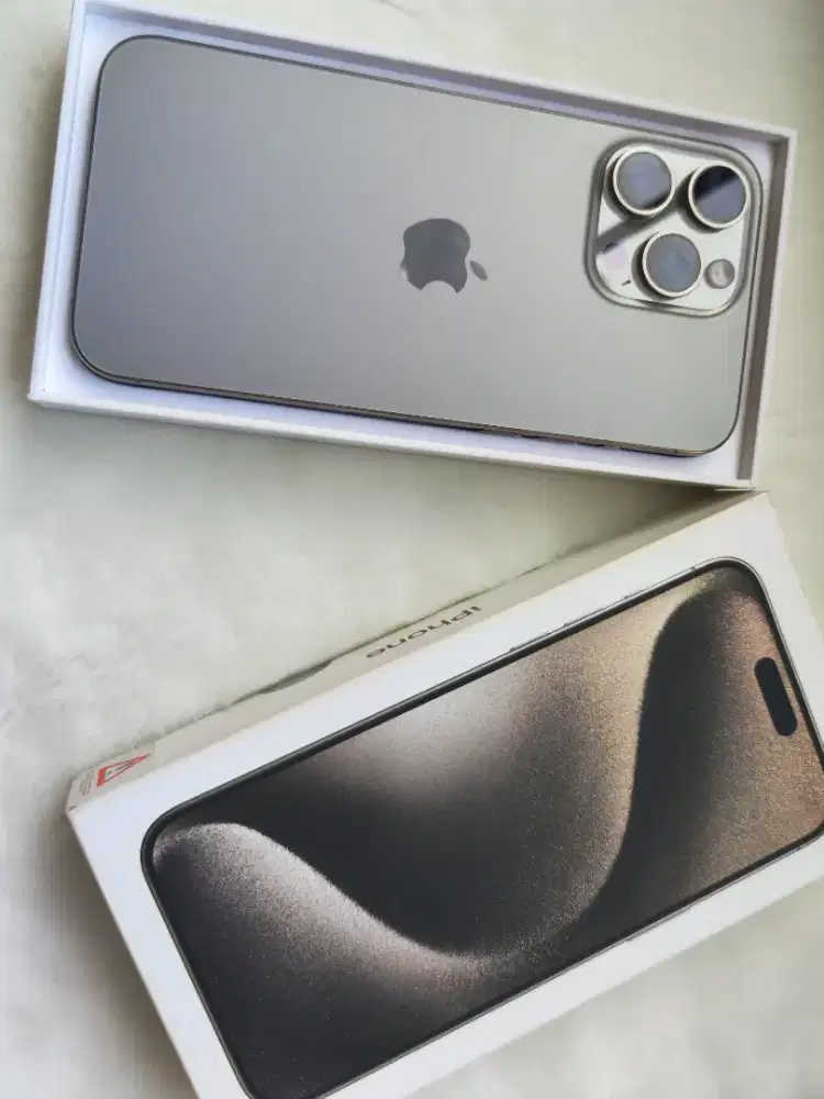 iPhone 15 PM 256GB lengkap
