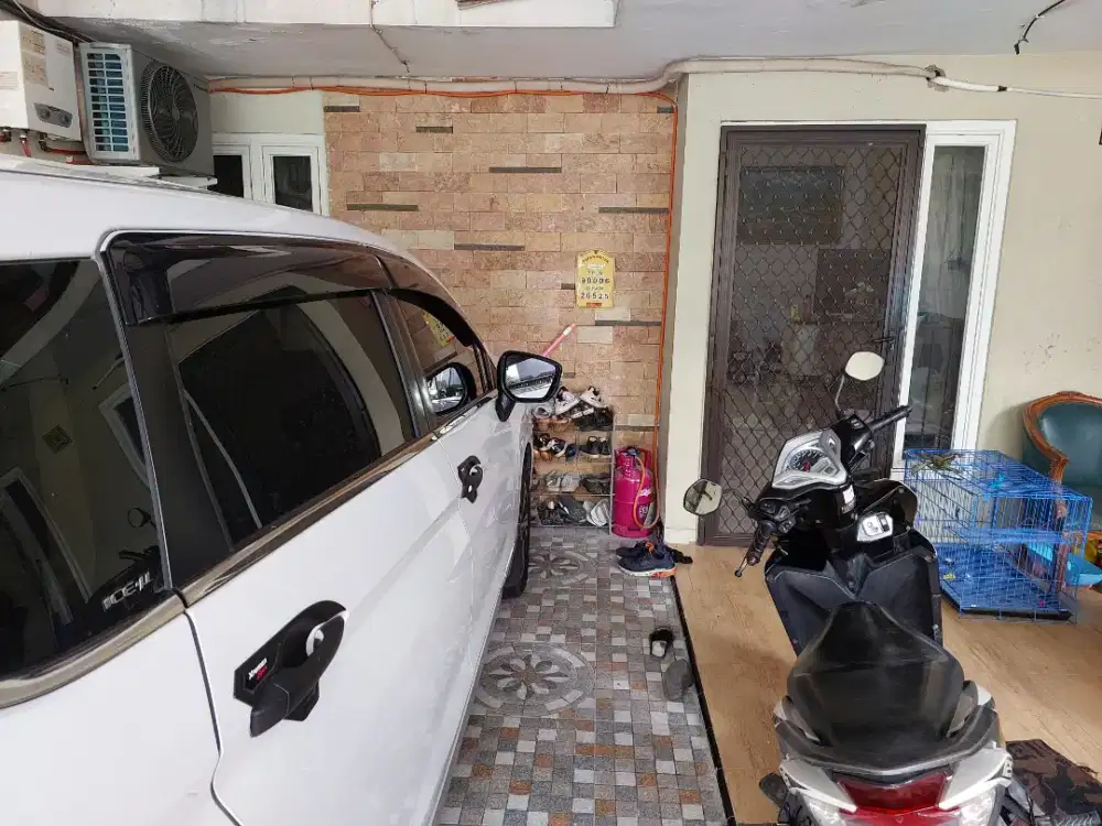 Dijual Cepat Rumah SHM di Rungkut Medokan ayu Dekat Wiguna MERR UPN