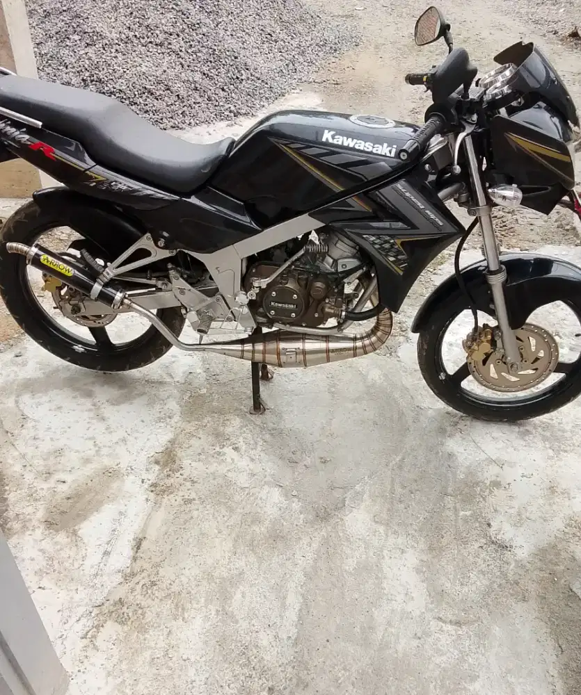 Kawasaki ninja R THN 2014