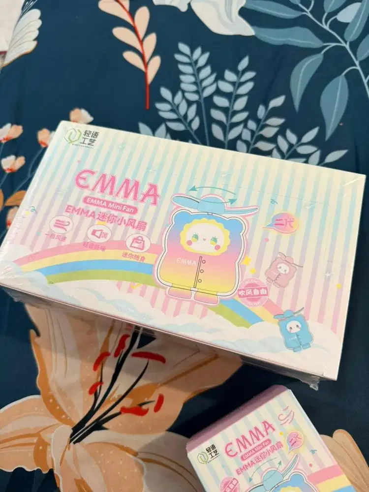 Emma mini fan kipas angin blind box