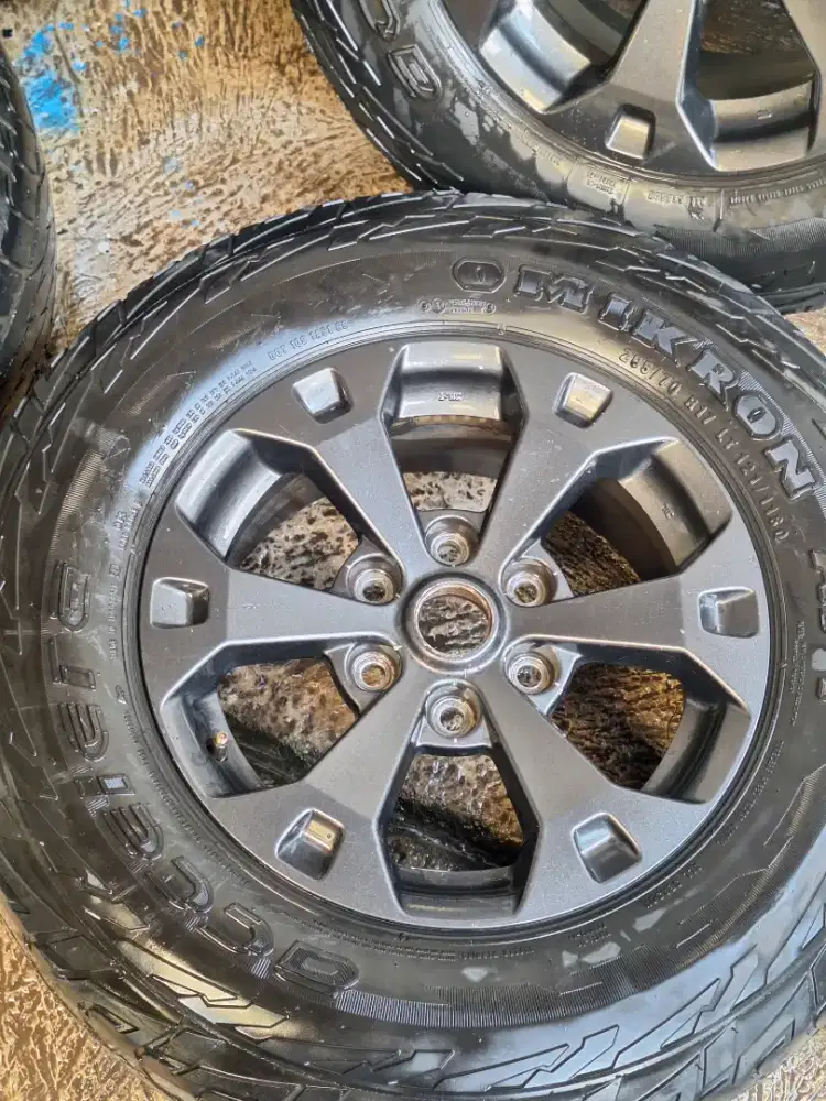 VELG ORIGINAL ASLI MITSUBISHI PAJERO DAKAR R17