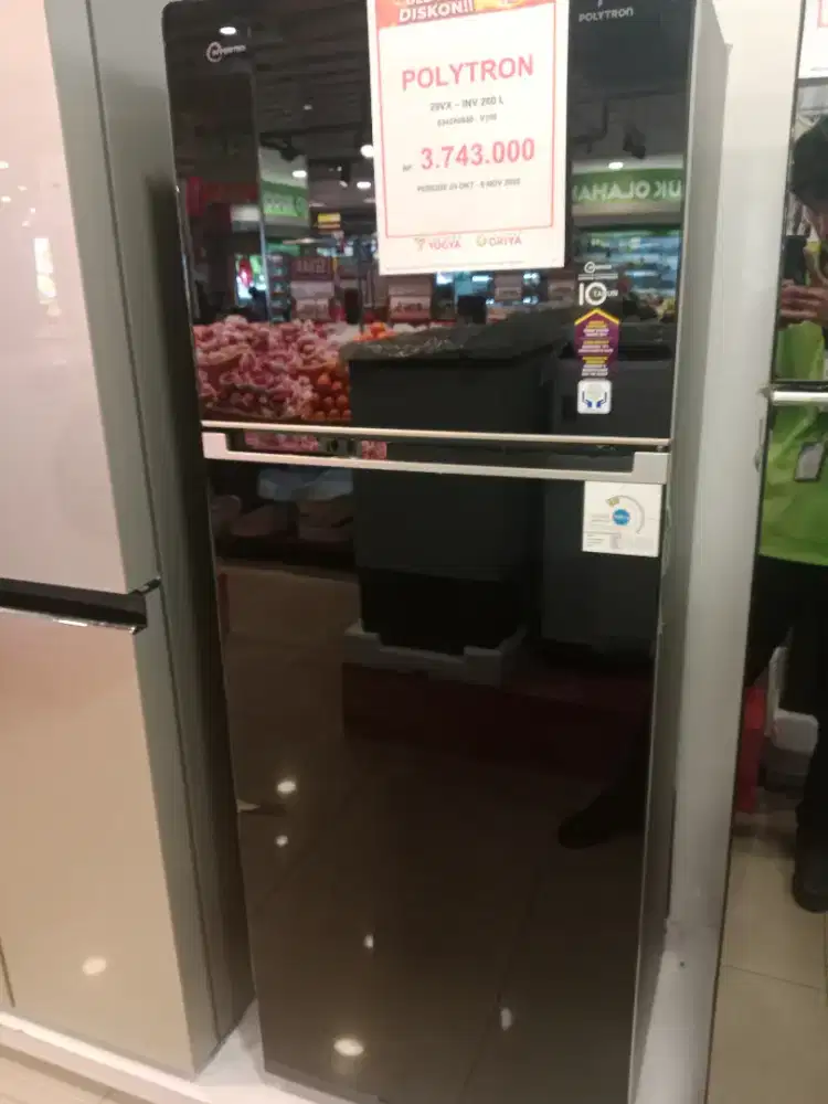 Kulkas Polytron 28VX Inverter 260 Liter