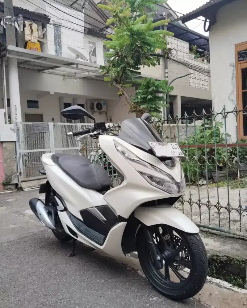 Honda pcx 150 km 10 rb an