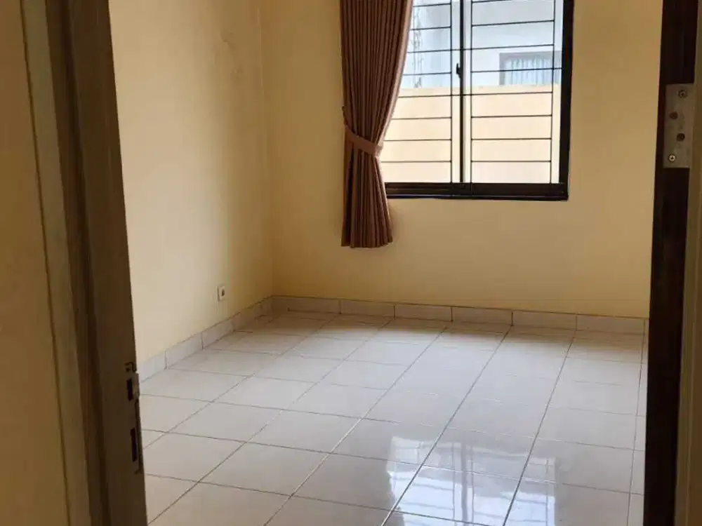 Dijual Rumah siap huni Cluster Albera Foresta , BSD